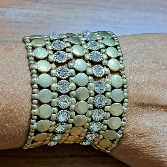 Cara NY Brushed Goldtone Metallic Bead Rhinestone Stretch Bracelet Nordstrom - Picture 1 of 3